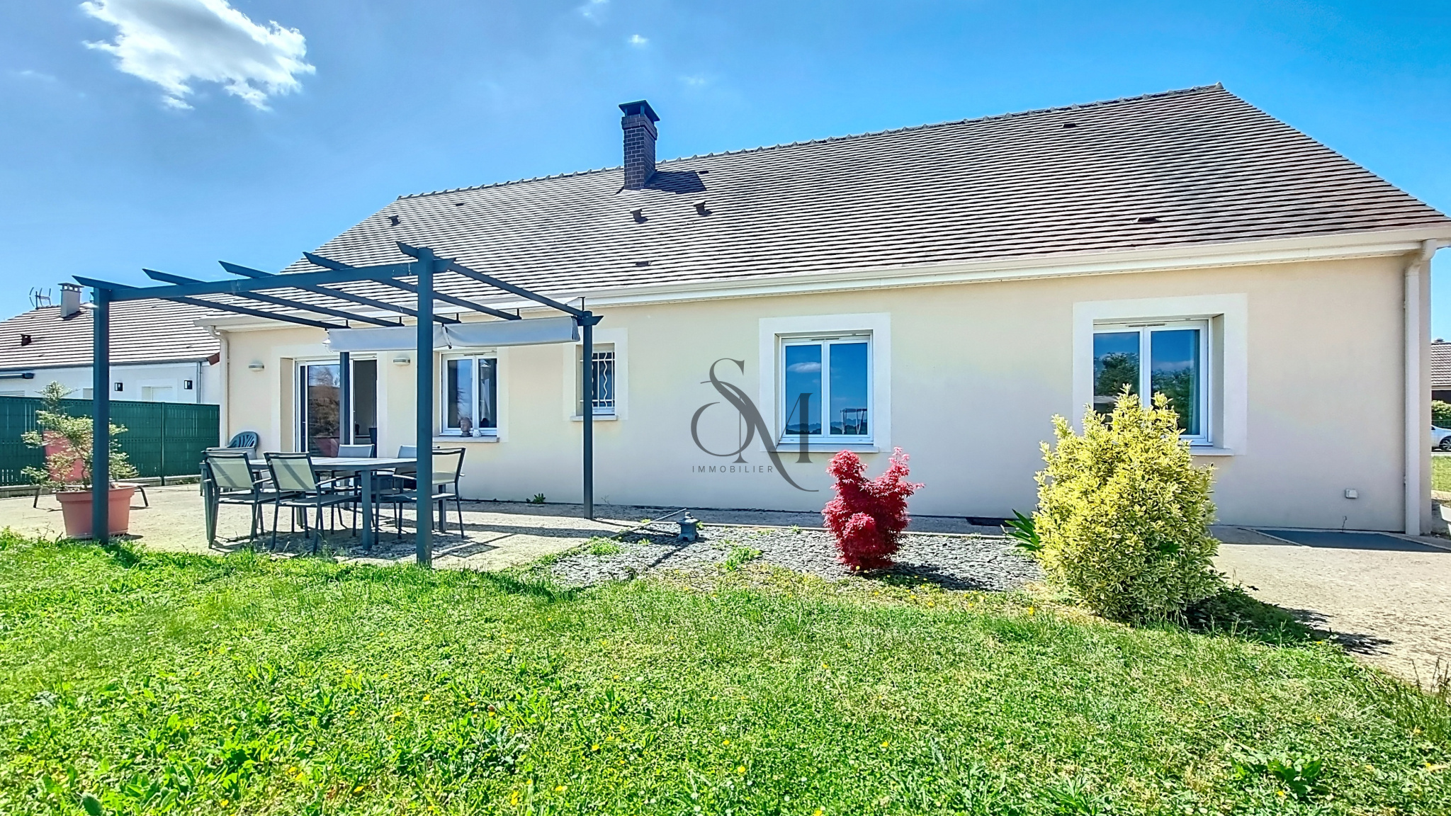 Maison / villa à Pannes photo #1